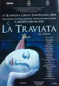 Questa immagine ha l'attributo alt vuoto; il nome del file è 04-latraviata-206x300.jpg